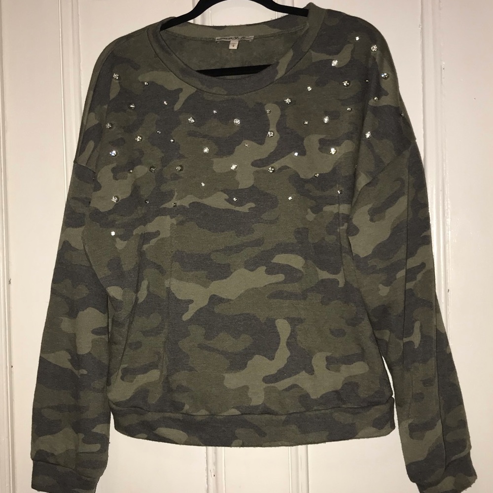 Camo sweatshirt